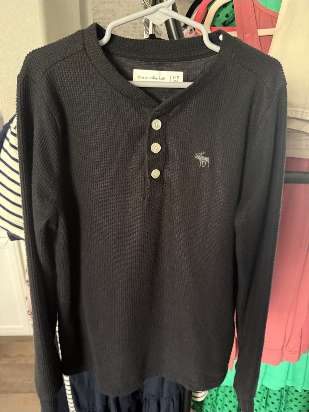 Abercrombie & Fitch Black Waffle Henley Long Sleeve Tee